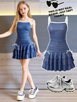 Robe décontractée pour filles, article tendance pour filles, robe à bretelles imprimée imitation jean avec bordure blanche + nœud, élégante et polyvalente, convient aux enfants de 5 à 13 ans, vêtement polyvalent pour la maison et les sorties 1