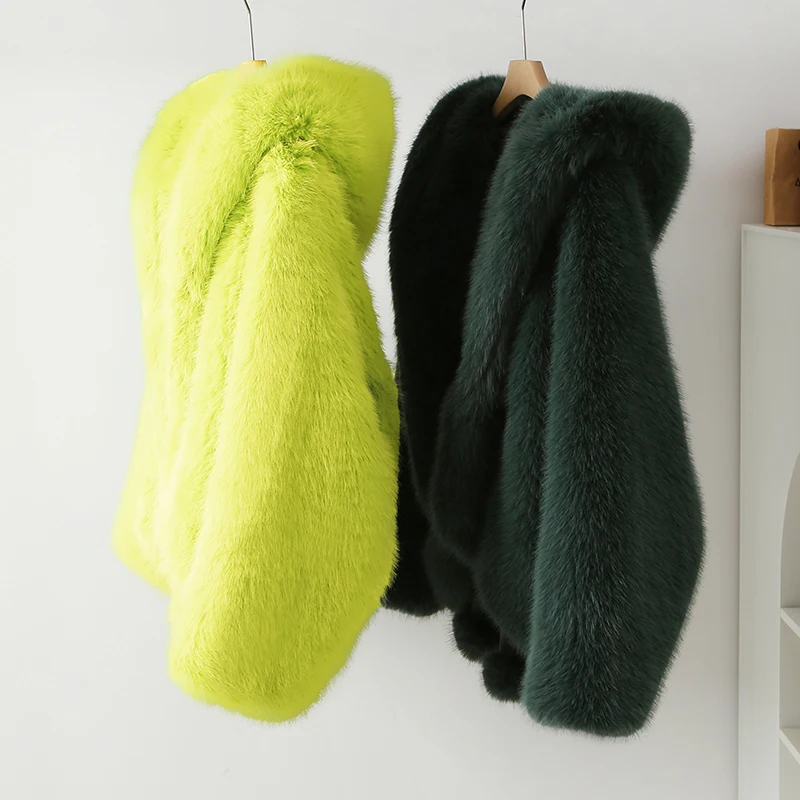 Brand Runway Fashion Iconic Hooded Batwing Faux Fur Coat Women Chic Winter Hailey Bieber Shaggy Overcoat Fox Fur Jacket