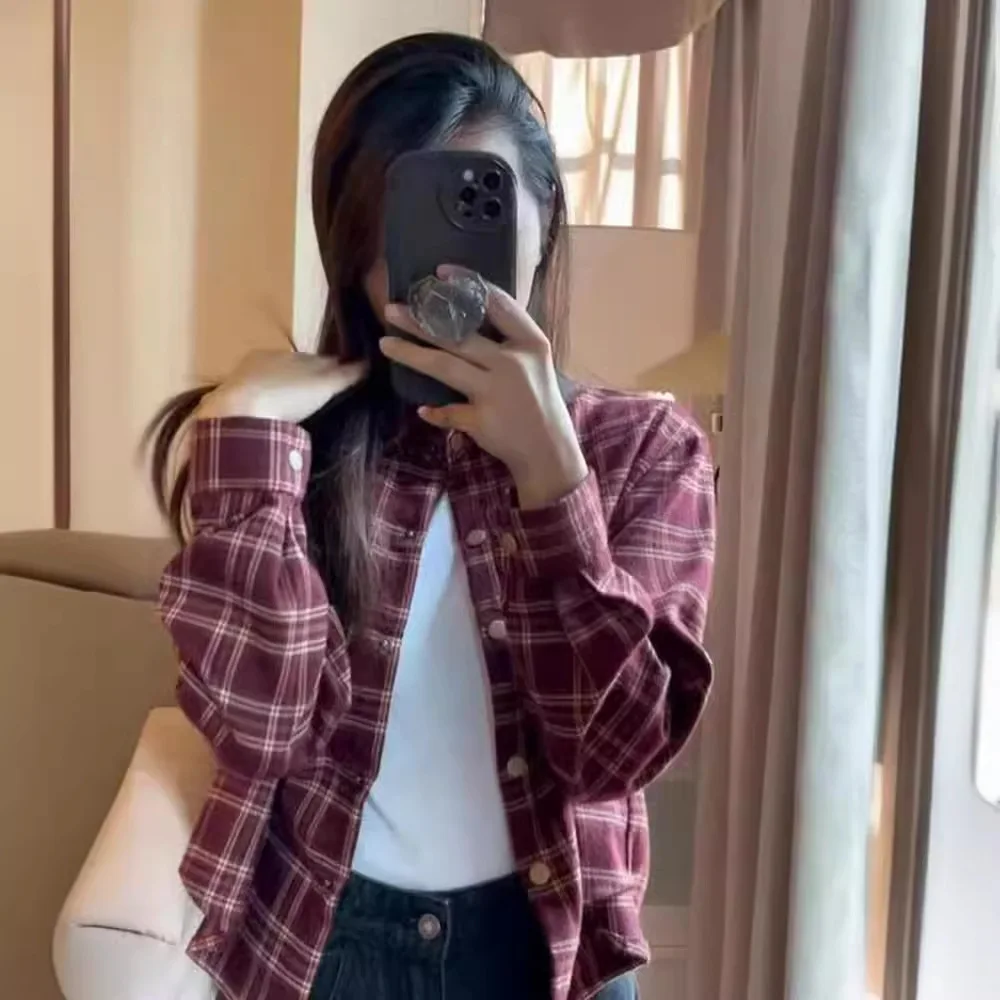 Spring and Autumn 2024 New Brushed Retro Checkered Shirt Women's Short Coat Long Sleeved Top Luxury Shirt