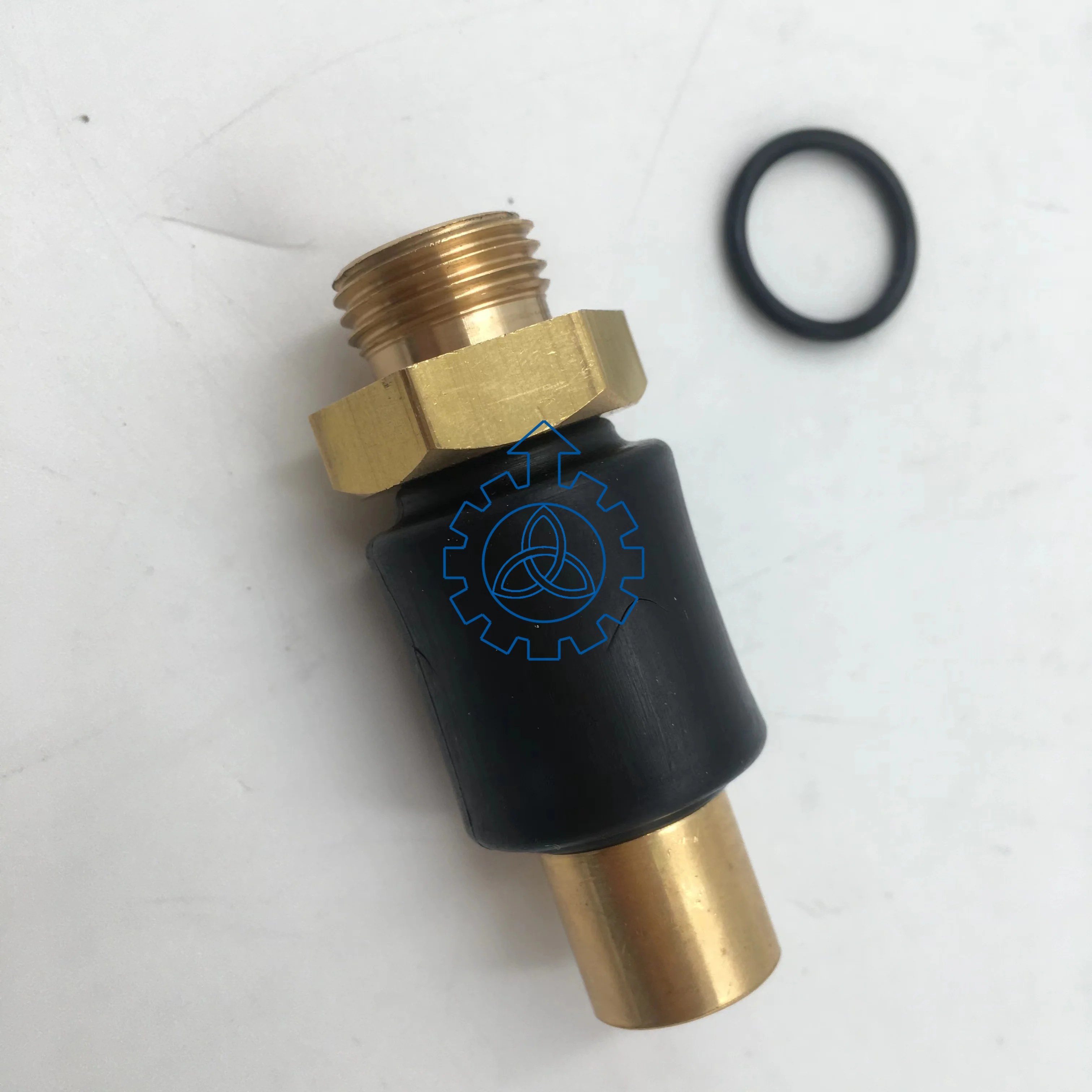 Truck sapare parts EuCrown high quality 85122895 1607454 1591738 20941236 Safety valve for Volvo