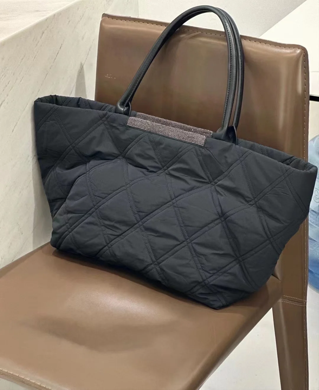 Рисунок 2 - B * C черная классическая ручная