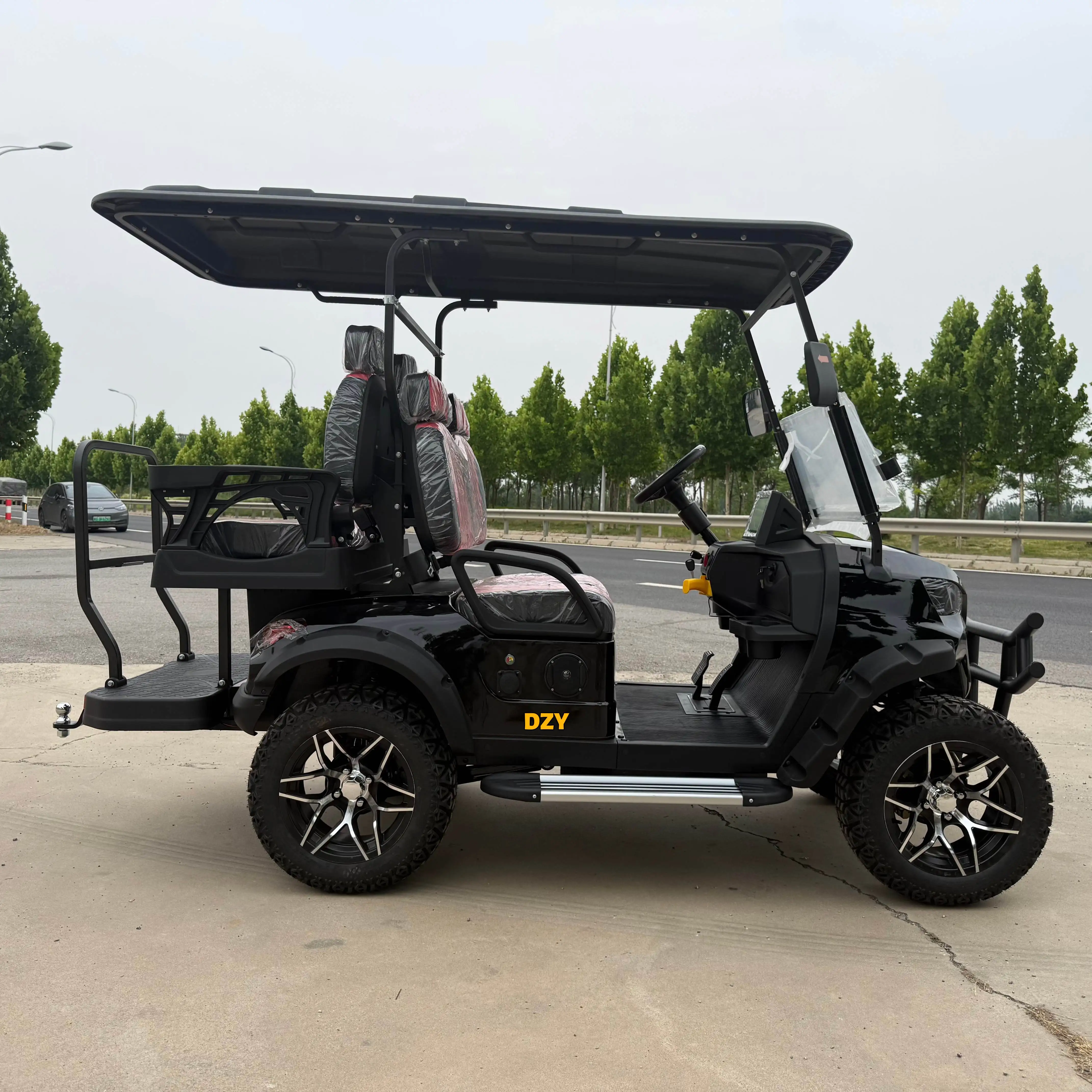 2026년 중국 공장 도매 최신 모델 48V/60V/72V 납산/리튬 배터리 전기 골프 카트 78인승 90km 주행거리 태양광