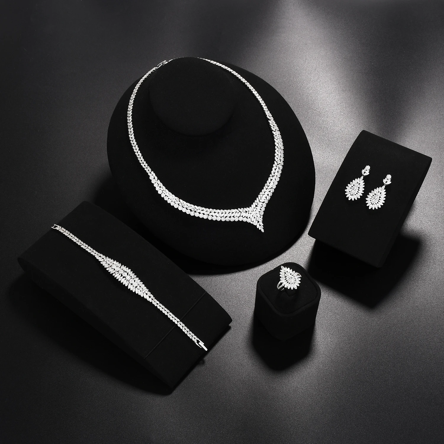 

Cubic Zirconia Jewelry Set Bride Wedding Party Jewelry Fashion Design
