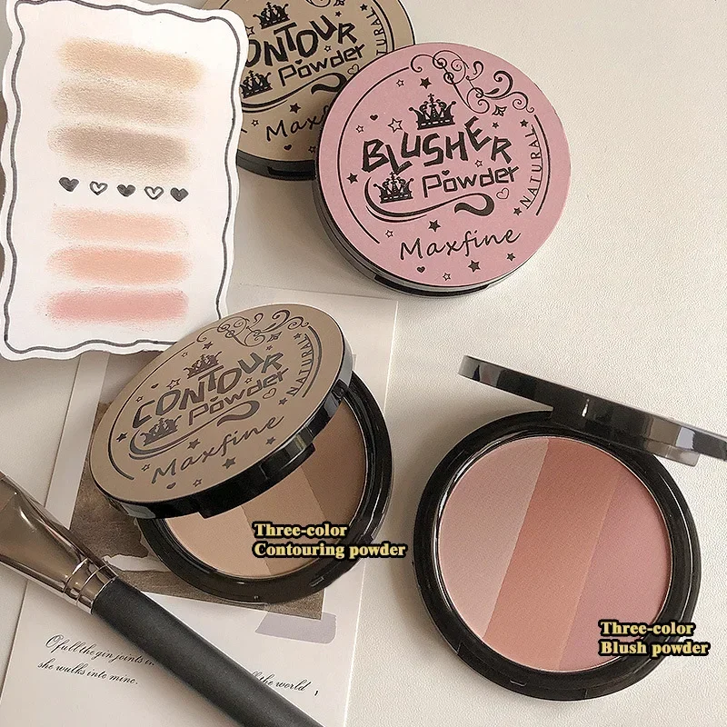 2/3 Farbpalette: Bronzer, Highlighter, Gesichtsmattes Braun, Kaffeebraun, Konturpuder, Lidschattenpuder, Rosarot, Rouge, Hochglanz-Illuminator_voghion.com