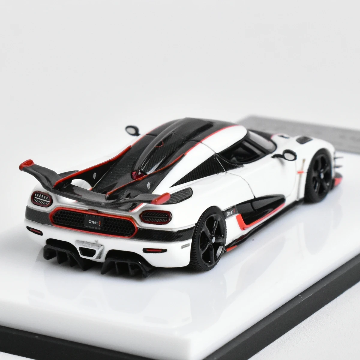 Рисунок 2 - Масштаб Mini SM 1:64 Koenigsegg