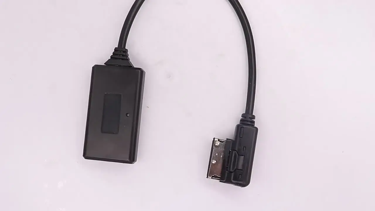 AMI MMI MDI ワイヤレス Aux Bluetooth アダプタケーブルオーディオ