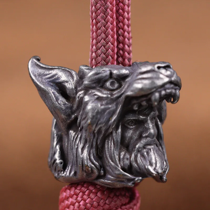 Frostwolf Head Sculpture Brass Knife Bead EDC Outdoor DIY Paracord Woven Lanyard Pendant Jewelry Umbrella Rope Hanging Accessory Paracord Rope Braided Paracord Paracord Accessories Paracord Bracelet Outdoor Accessories Paracord Bracelet Accessories Paracord Lanyard Pendants Paracord Keychain