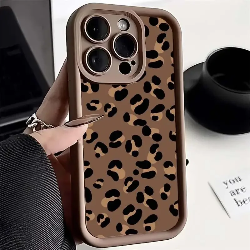 Chic Retro Black Leopard Print Phone Case Cover
