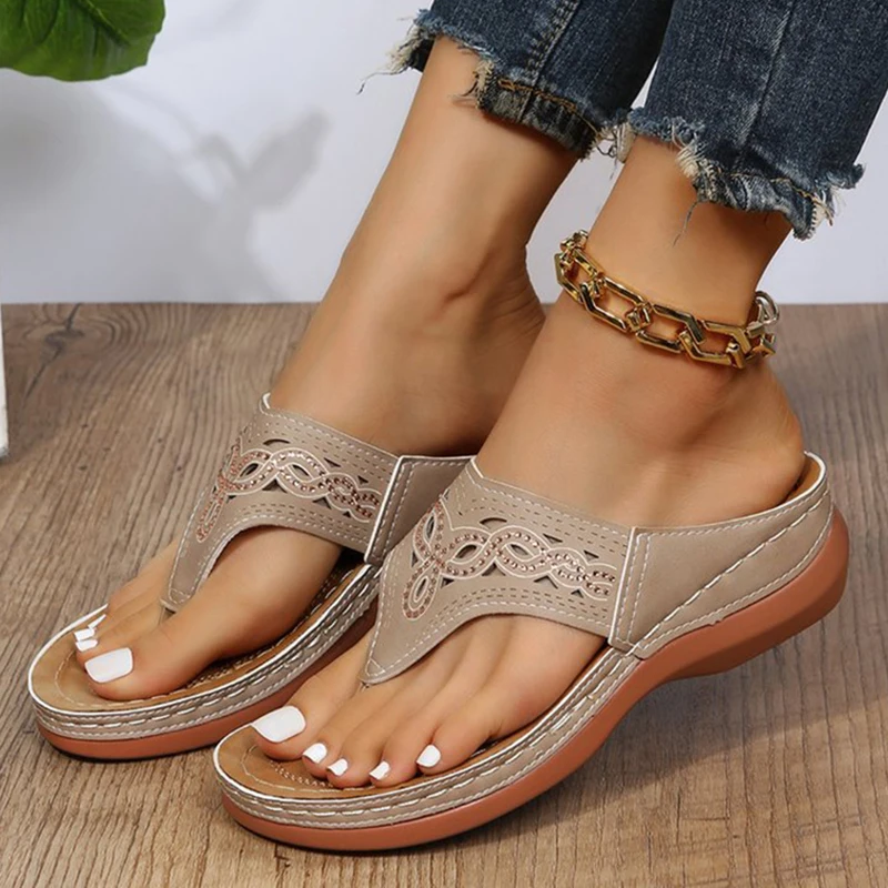 Clip Toe Wedge Sandals Women Summer Thick Platform Beach Sandals Plus Size 44 Low Heels Gladiator Sandalias