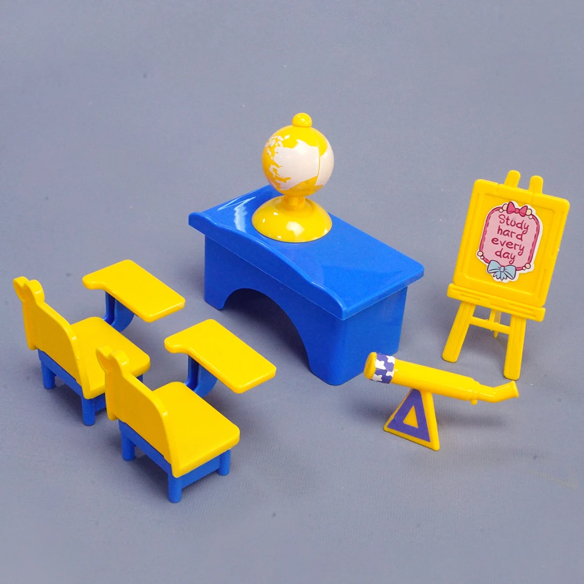 Forest Family 1/12 Podium Children Toys for Girl Blackboard Miniature Tables And Chairs Classroom Games Room Furniture Hobbies 3