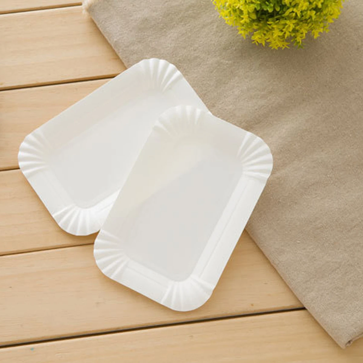 100pcs/LOT Disposable Tableware Cake Paper Plate Birthday Paper Plates Cutlery Tray DIY Craft Trays White Foam