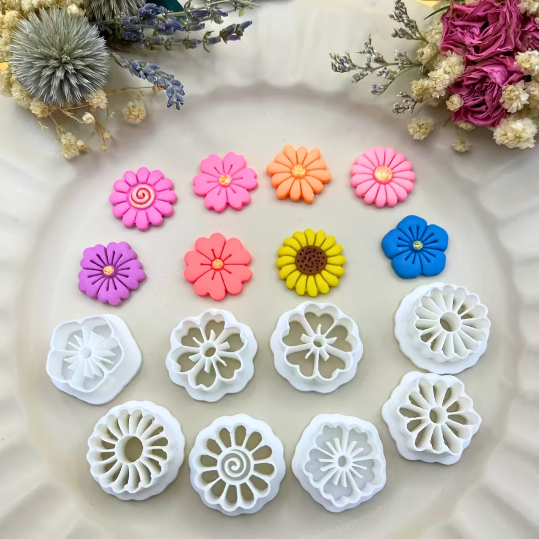 8Pcs 보헤미안 꽃 폴리머 클레이 커터 세트 발렌타인 데이 귀걸이 및 보석 만들기 DIY 공예 도구를위한 중공 꽃 금형