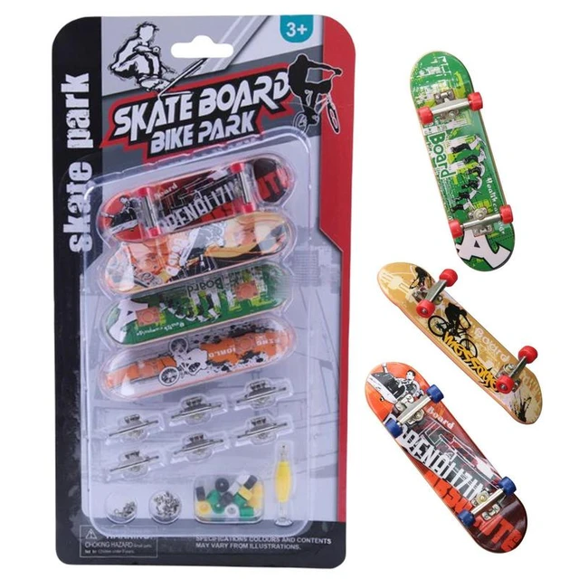 Mini Fingerboard Toy Finger Skateboards Set with Finger Mini Shirt