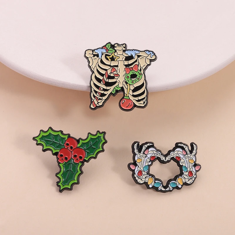 Skelett Schädel Emaille Pins Benutzerdefinierte Weihnachtsdekoration Broschen Revers Abzeichen Kleidung Punk Schmuck Geschenk für Freunde – Detail 8