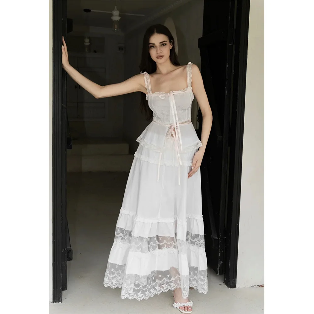 

High quality! 2024 summer new French white lace camisole top half-body skirt set female