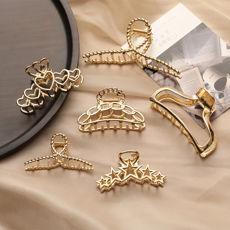 

2022 New Hairpin Female Korean Version Textured Metal Hair Grab Gold Heavy Industry Medium and Large Grab Clip Simple Fashion Ba