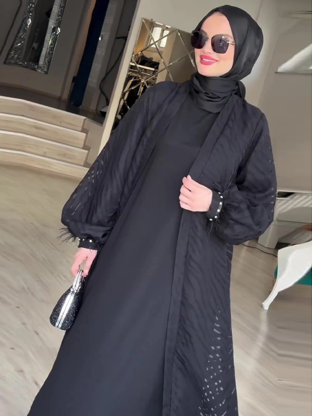 ملابس نسائية انيقة