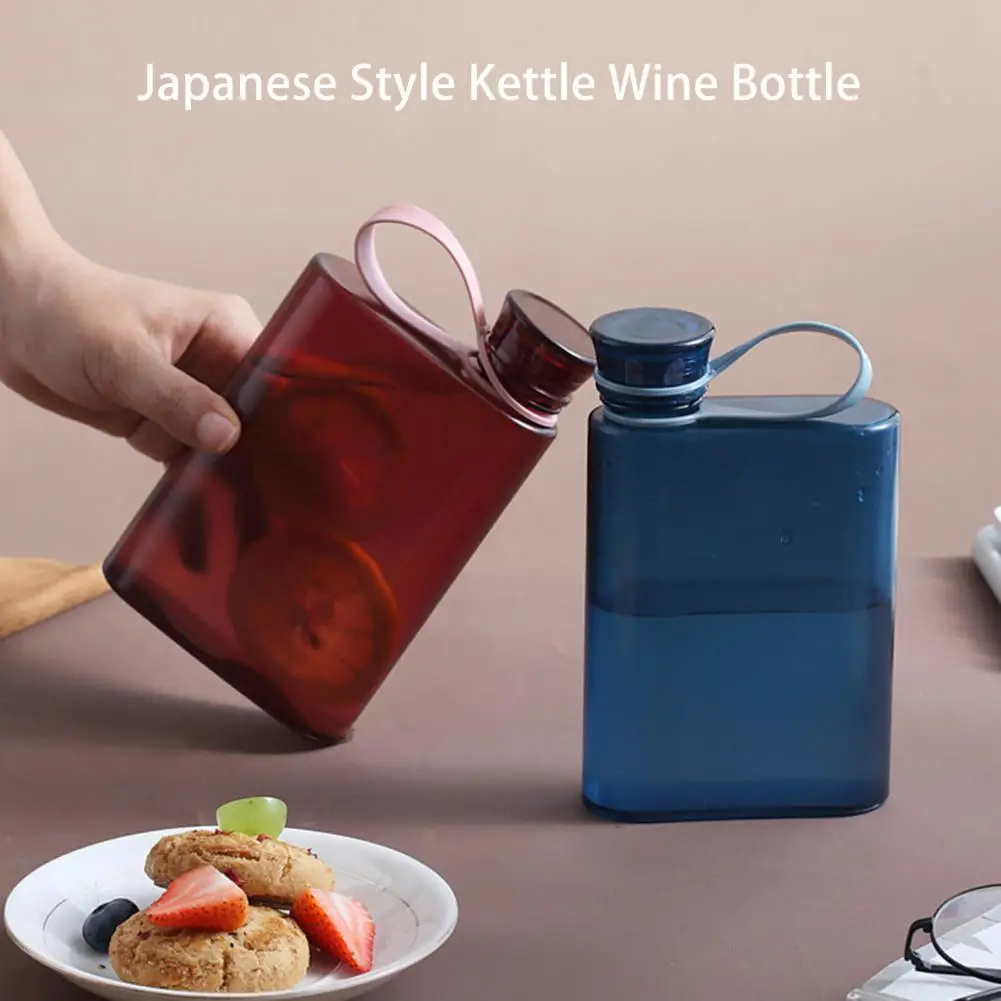 Wide Application Translucent Filling Water Outdoor Sports Portable Water Bottle Flat Bottle Outdoor Sports