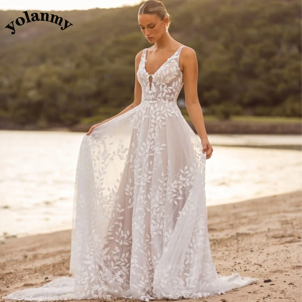 

YOLANMY Bohemian Wedding Dress For Women Spaghetti Straps Deep V-neck Backless Pleat Appliques chapel Train Made To Order
