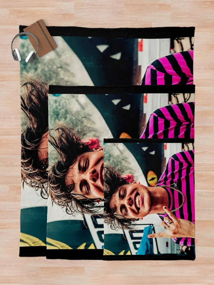 Yungbuds-ǫ���� ����� ���, �̺� ���