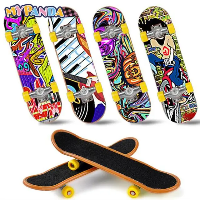High Quality Cute Party Favor Kids Children Mini Finger Board Fingerboard Alloy Skate Boarding Toys Gift Random 1