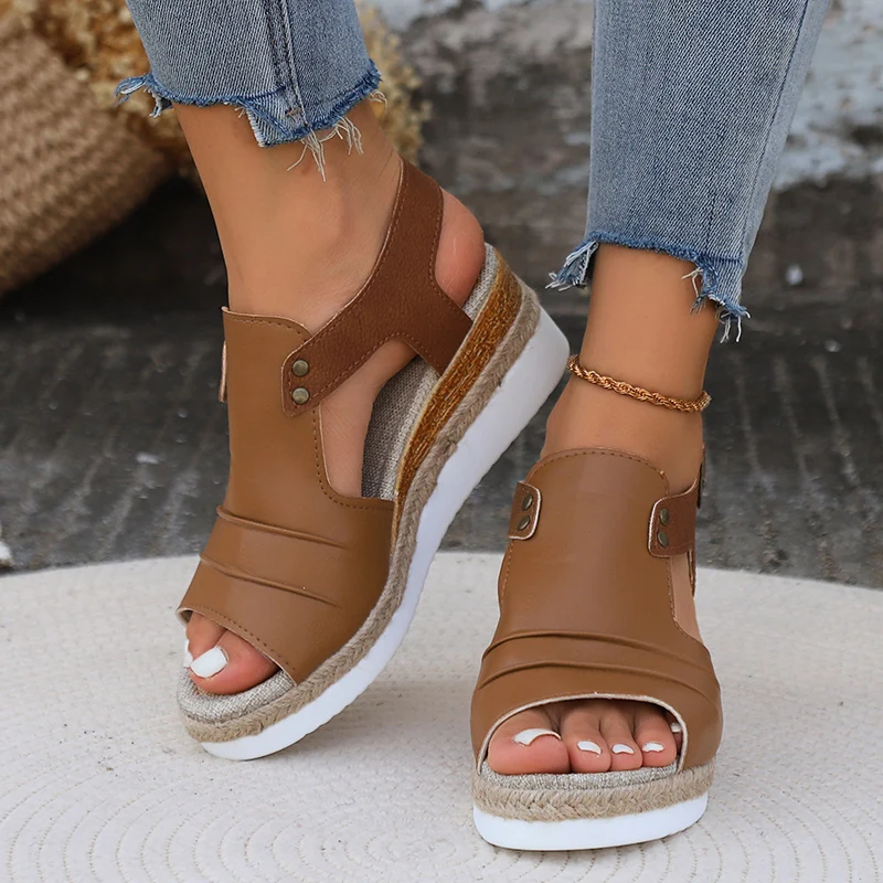 Retro Roman Women's Sandals Summer 2024 New Trendy Outdoor Walking Fish Mouth Thick Bottom Open Toe Women's High Heels Zapatos