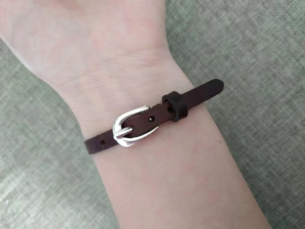 2023 New UNOde50 Fashion Silver 925 Exquisite Leather Women's Bracelet Button  Holiday Gift