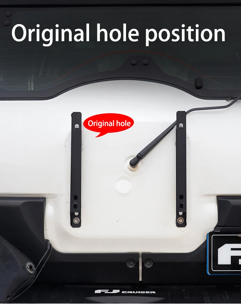 FJ Cruiser tire bracket mounting view