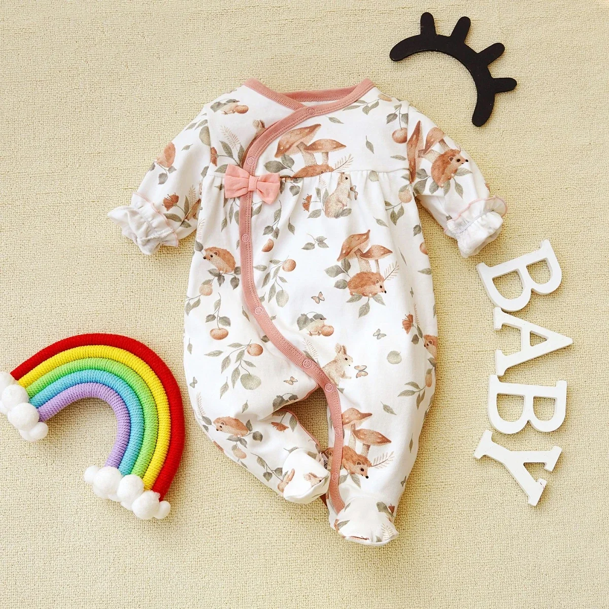 Baby clothes Baby sleepsuit 3-12 months baby girl footies rompers cartoon little hedgehog print baby crawling clothes newborn full moon home clothing