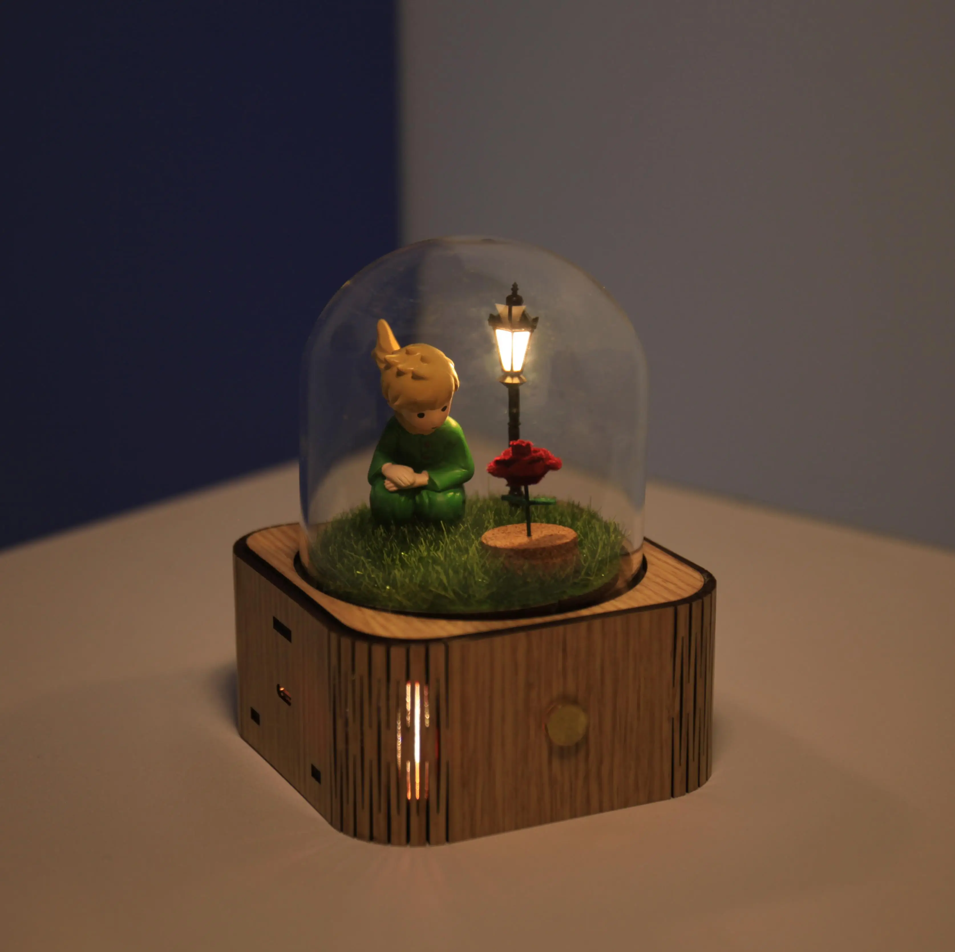 Green Wind Up Music Box - Plays Jingle Bells, Vintage Wooden Carved Mechanism, No Batteries Needed