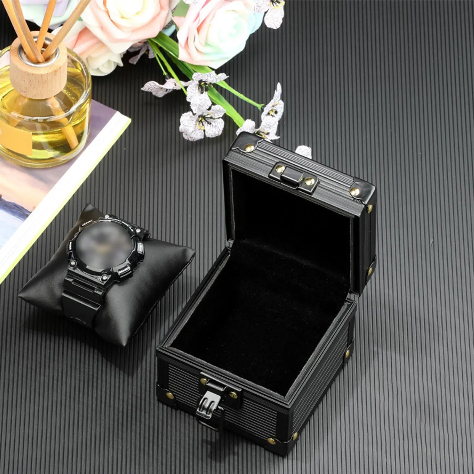 Luxury Single Watch Box - Elegant Travel Case & Storage Holder for Memento & Anniversary Gifts