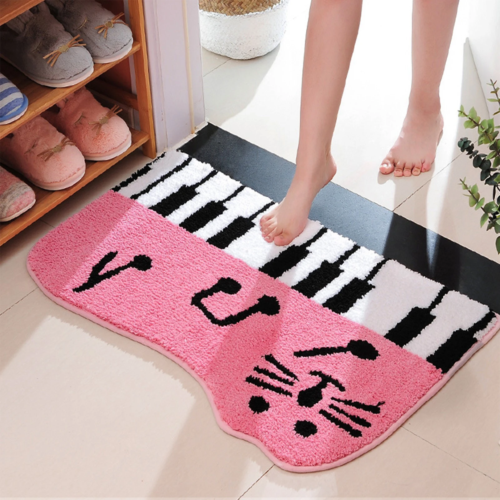 

Bathroom Soft Mat Absorbent Non-Slip Rug Quick Drying Small Fresh Style Doormat Washable Durable Bath Mat