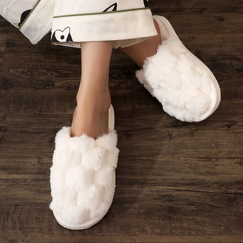 White Fluffy Indoor Home Slippers Women Comfortable Warm Plush Flats Slides Woman Soft Sole Non Slip Bedroom Floor Slippers