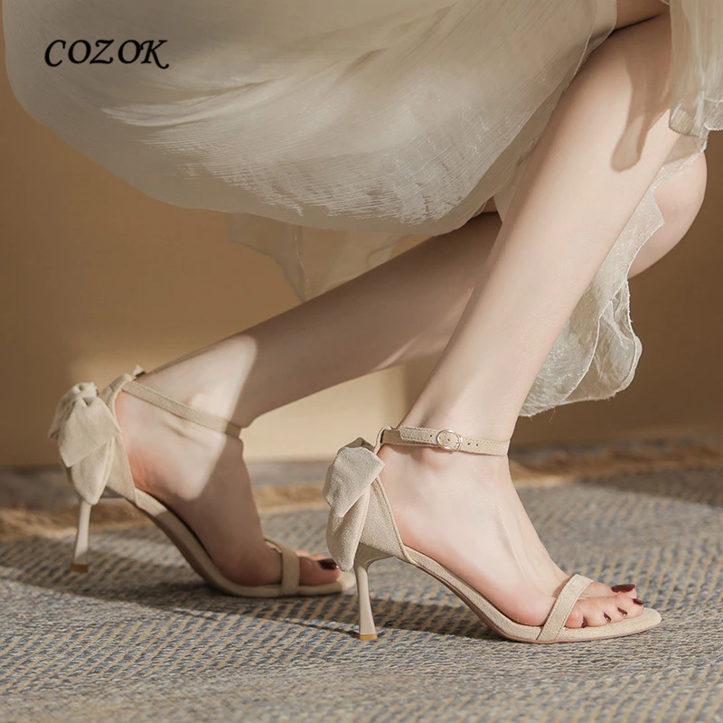 

2023 Elegant Shoes for Women Luxury Sandals Bow Sexy Black Buckles Heels