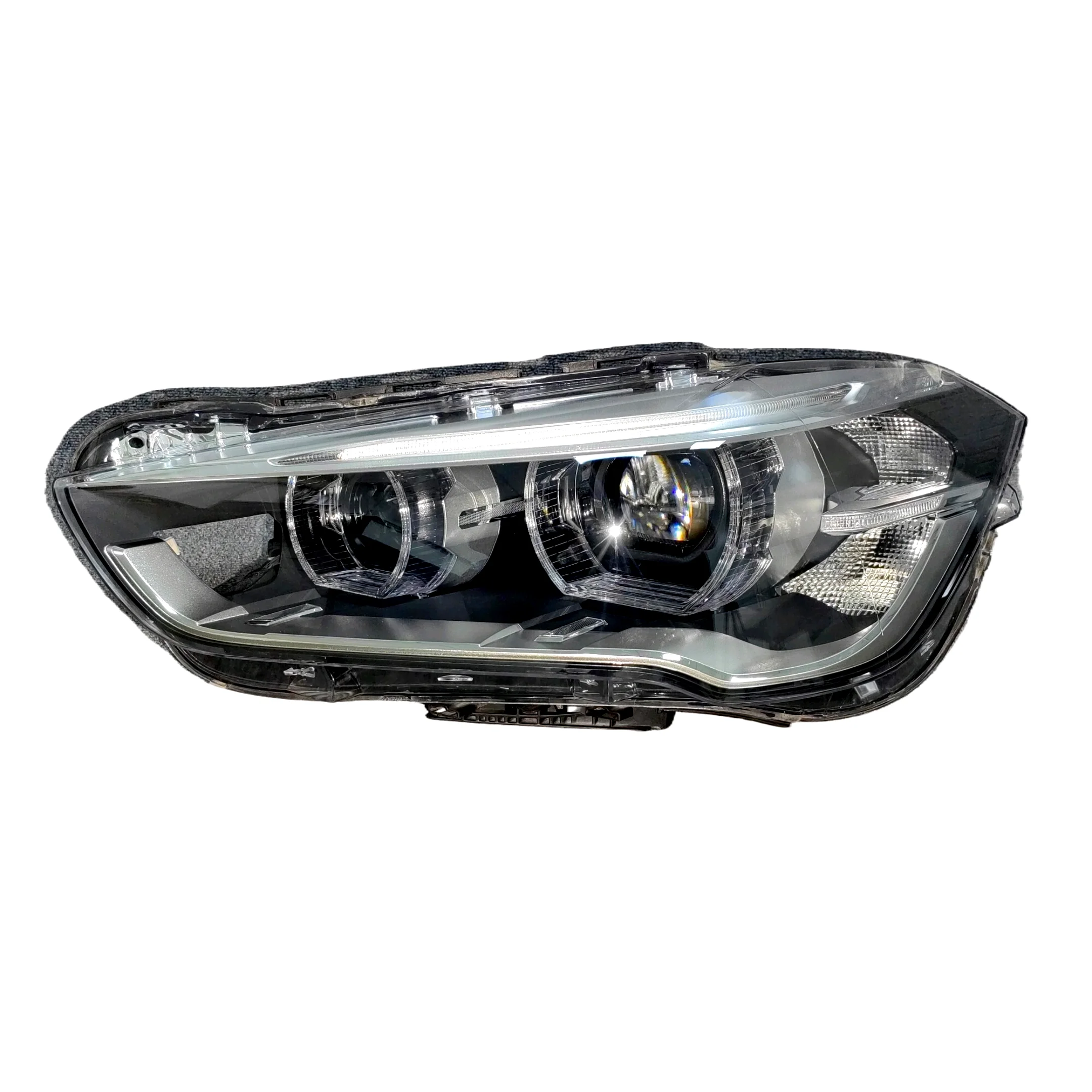 

Suitable for BMW X1 car headlights F48 F49 high-performance 12V volt headlights are hot selling