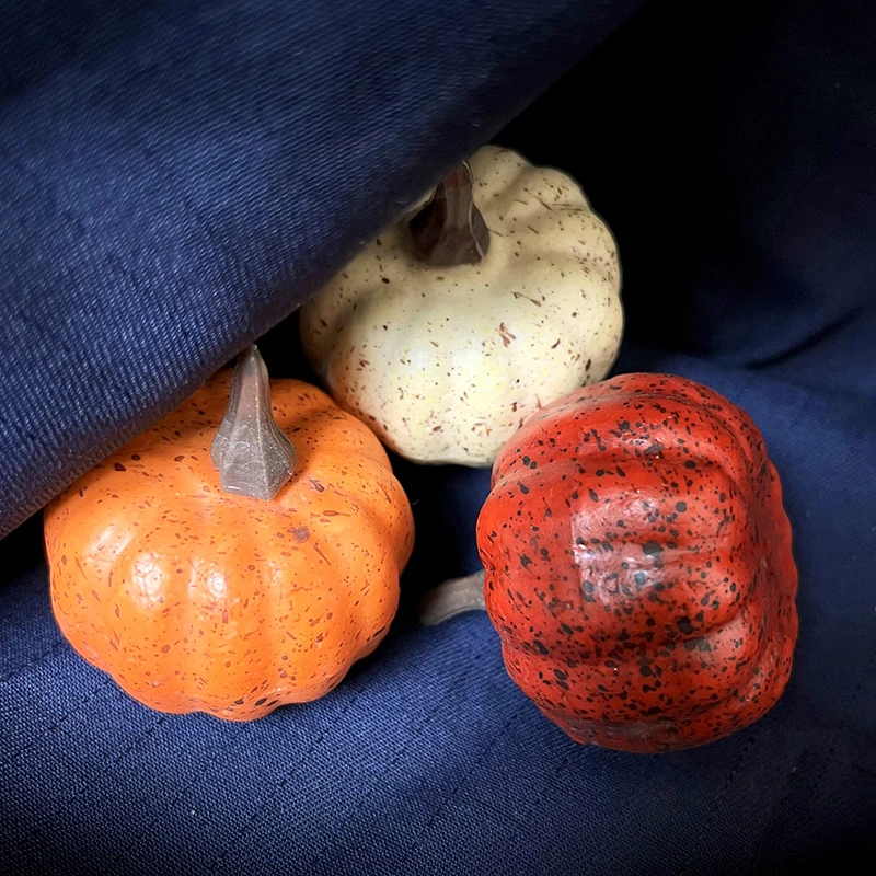 4.5cm Small Pumpkin Decorations Halloween Christmas Home Party Desktop Layout Fruit Vegetable Crafts Photograph Prop artificial fruits and vegetables