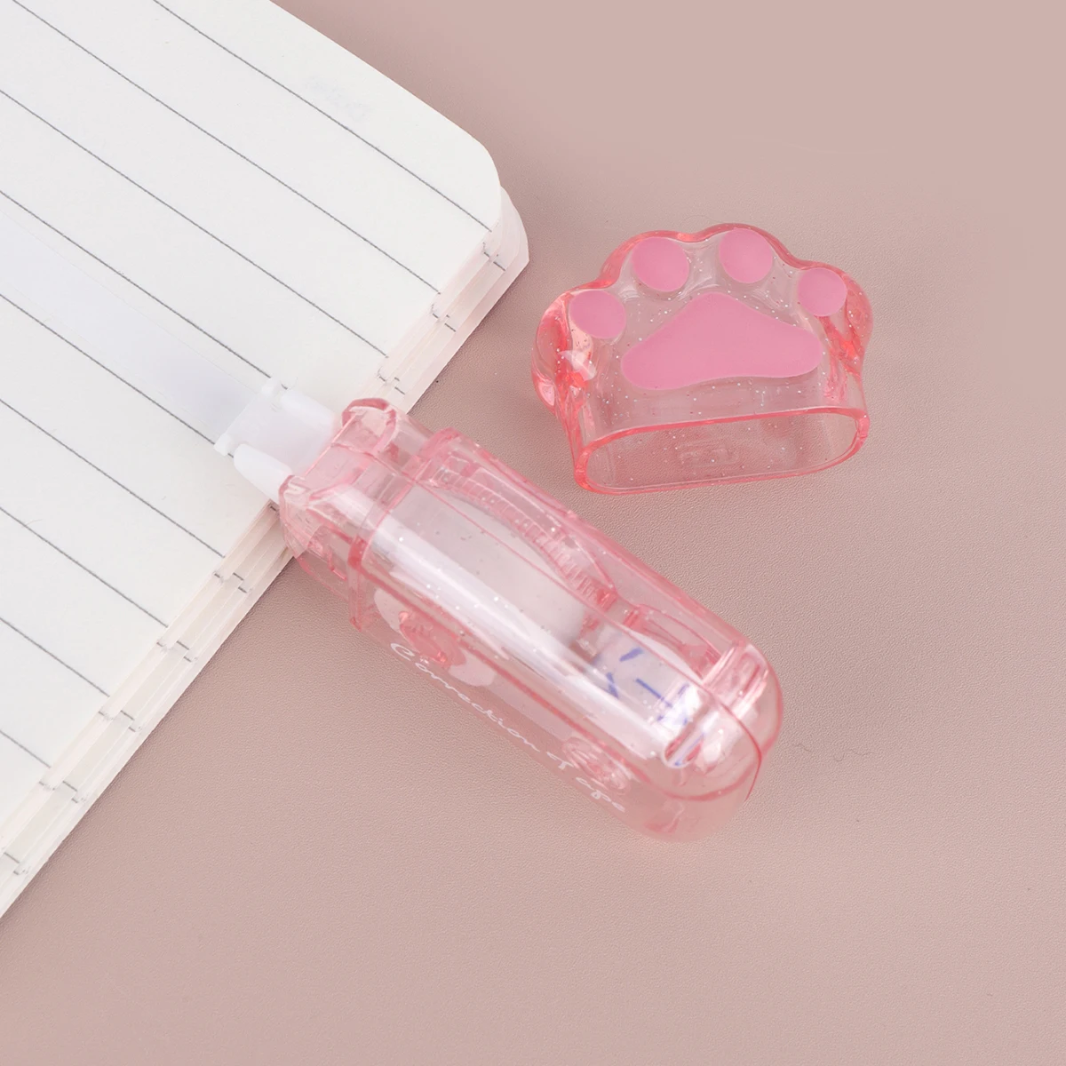 1 Creative cat's claw correction tape, a fashionable and portable learning accessory Error correction tape, school supplies