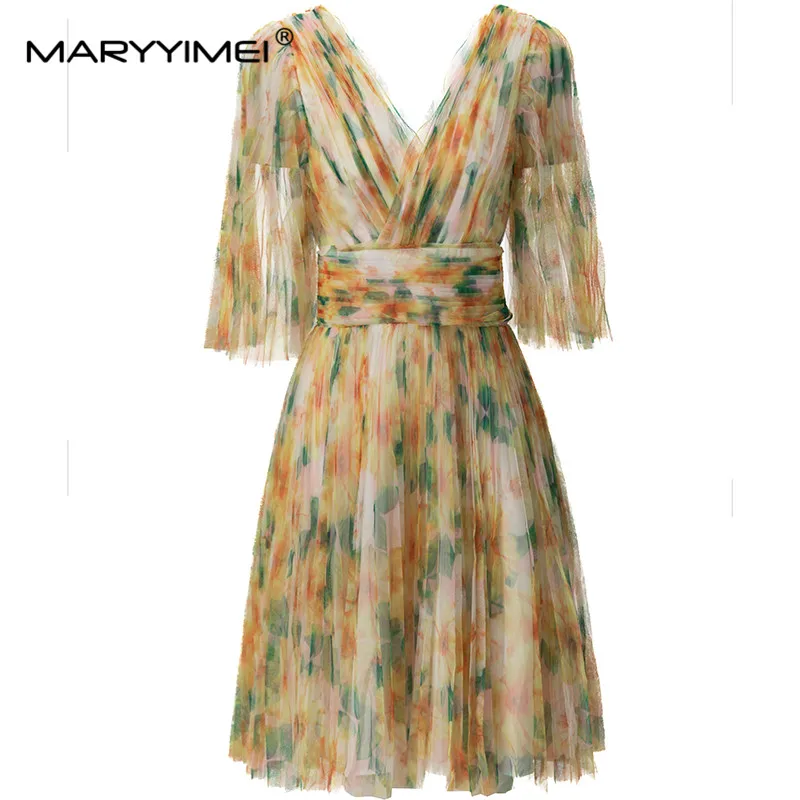 

MARYYIMEI New Fashion Runway Designer Dress Women's V-Neck Flare Sleeved Printing High Street Elegant Mini Dresses