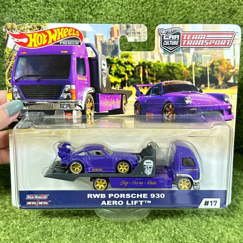 Hot Wheels RWB PORSCHE 930 AERO LIFT™ Hot Wheels Premium 1:64 Scale RWB Porsche 930 & Aero Lift