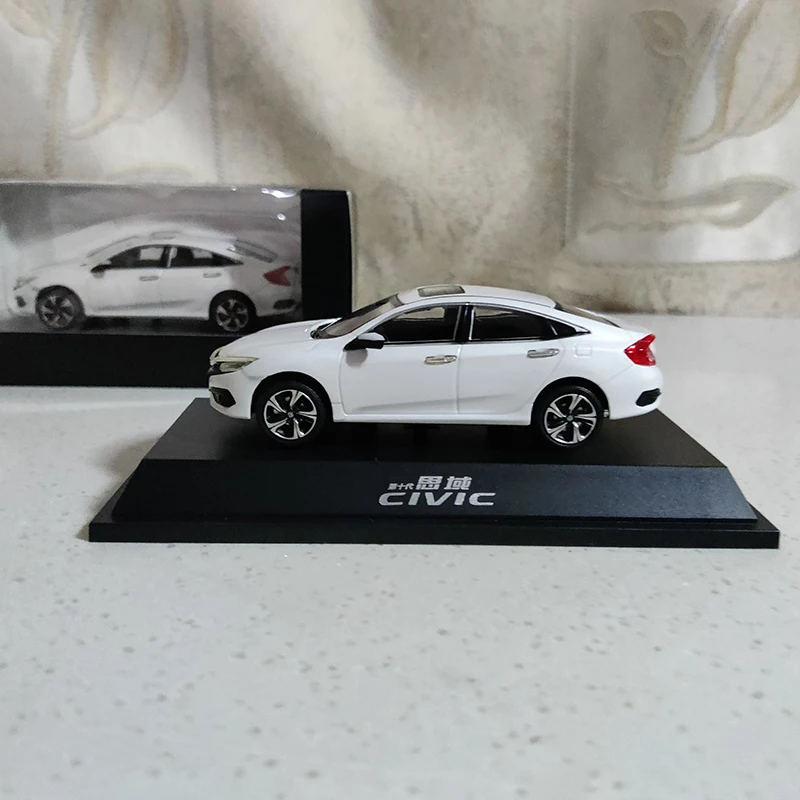 Diecast 1:43 Scale Civic Simulation Car Model Toy Alloy Vehicle Collectible Gift Souvenir Boys Toys 2