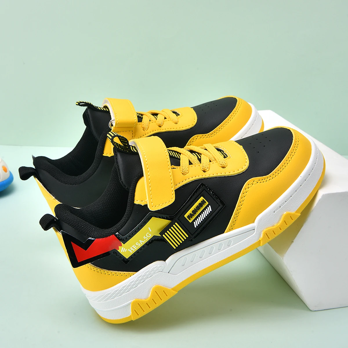 Kids Sneakers Cartoon Casual Shoes Boys Comfortable Sports Shoes Outdoor Nonslip Tennis Shoes Children Lightweight Running Shoes
