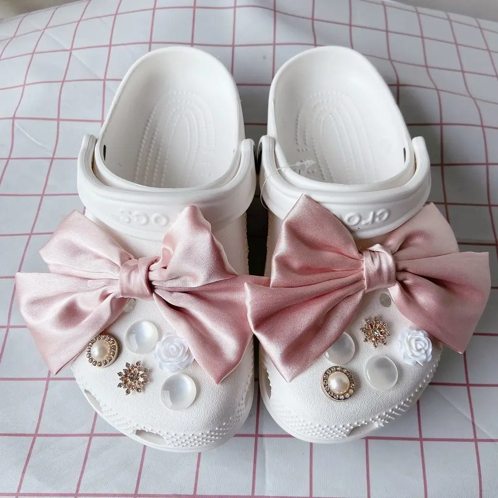 

Designer Charms Luxury Pink Bow Rhinestone Set Charms for Crocs DIY Accessories Elegant Adornment for Clogs Sandals 2022 New Hot