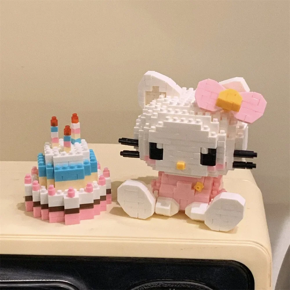 Kawaii Building Block Assembled Toys Decorative Ornament HelloKittys Anime Figure Kuromi Model My Melody Children\'s Puzzle Gift
