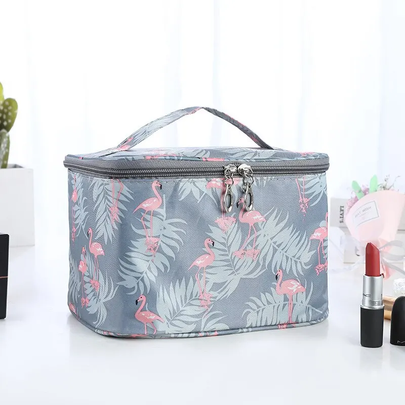 Large Capacity Travel Cosmetic Bag - Portable Makeup Bags for Women  Waterproof PU Leather Checkered Makeup Organizer Bag with Dividers and  Handle,Toiletry Bag for Cosmetics, Black