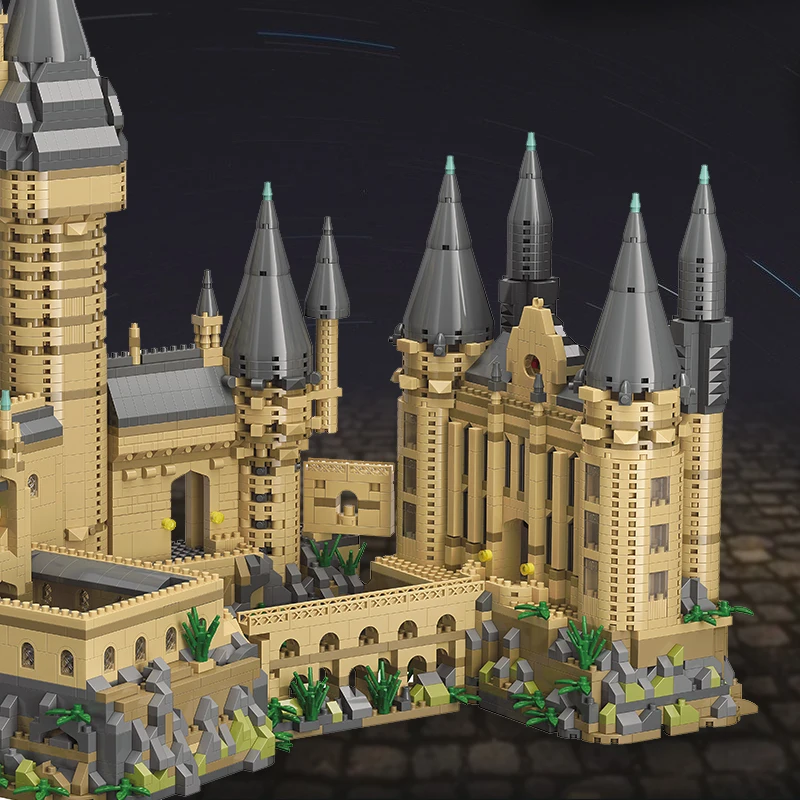 Magic Medieval Castle Building Blocks Sets Technical Bricks Harry Potter Toys Birthday Gifts for Kids Child 3.5mm Micro Blocks 4