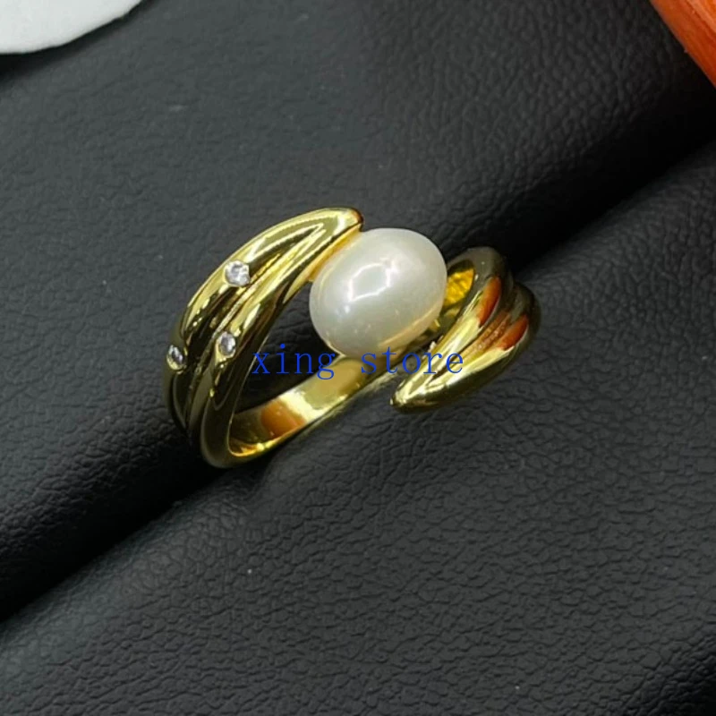 2024 Fashion New Classic Round Cut Crystal Inlaid Geometric Women's Ring