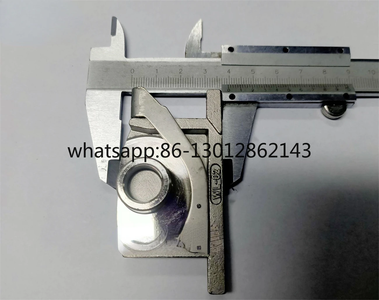 10 pieces of stainless steel frame corner joints with hole spacing of 64mm for textile machinery accessories