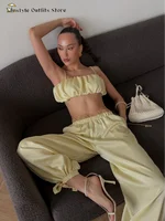 Ensemble pantalon et haut plissé tendance pour femme, débardeur court uni à bretelles, pantalon à taille élastique et lacets, nouvelle collection 2026, tenue décontractée pour femme 1