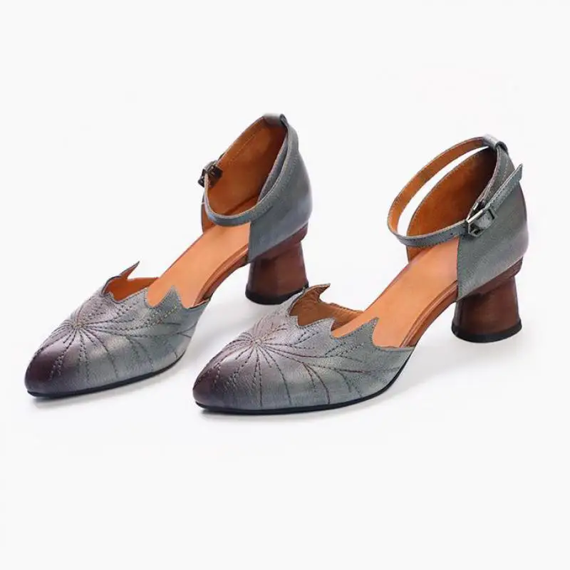 

Slippers Women Sandals Ethnic Classics Genuine Leather Buckle Strap Round Heels 6CM Pointed Toe Casual Women Shoes Purple 40
