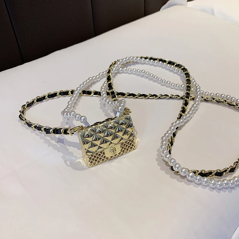 Modische Metallschultern für Damen, hochwertige Umhängetasche, Designer-Bekleidungszubehör, Umhängetasche, niedlicher Mini-Diamant_voghion.com